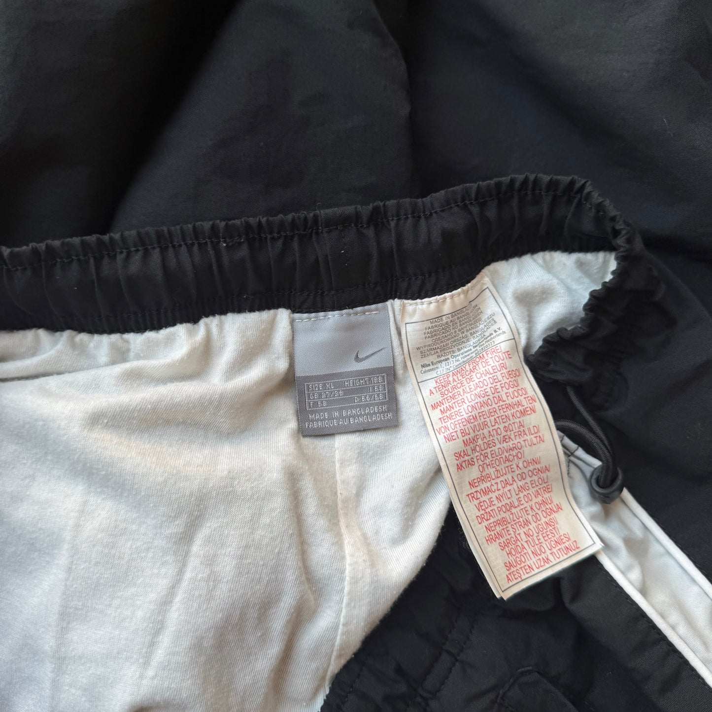 SUPER RARE 2000s Nike Trackpants Black - (L)