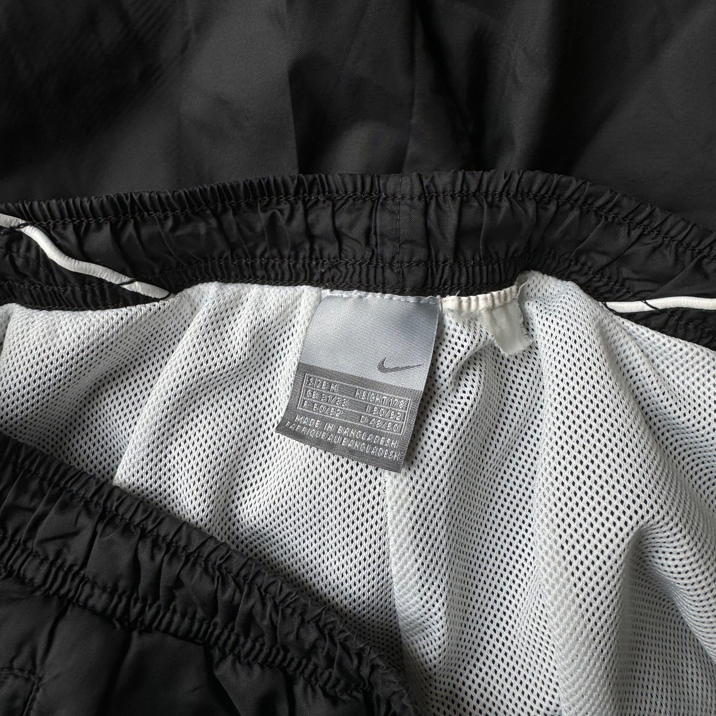 SUPER RARE 2000s Nike Trackpants Black - (M)