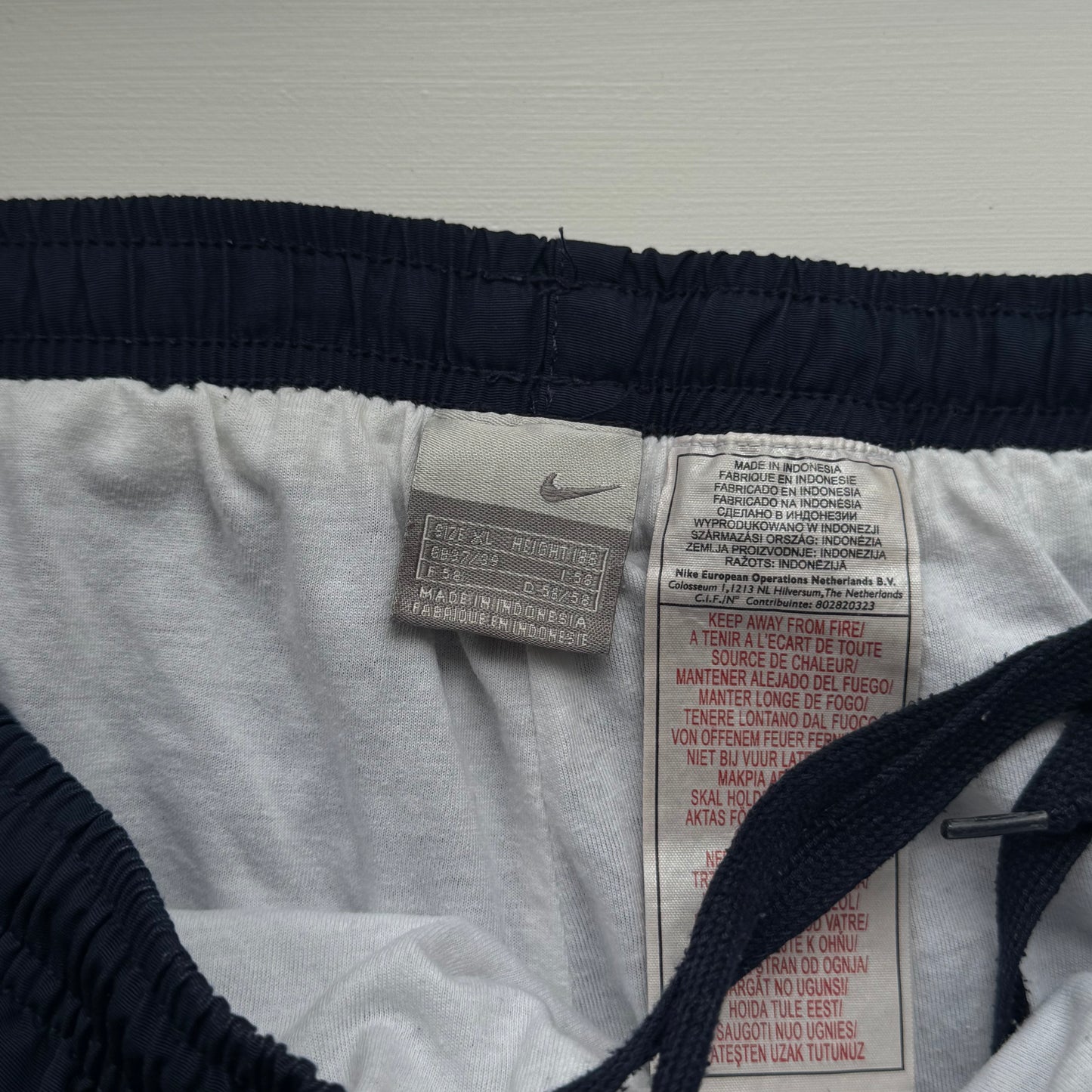 SELTENE Nike Spell Out Trainingshose aus den 2000ern, Marineblau – (S)