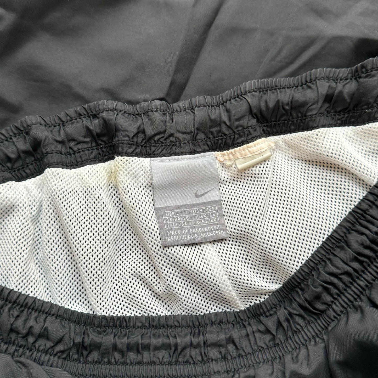 SUPER RARE 2000s Nike Trackpants Black - (L)