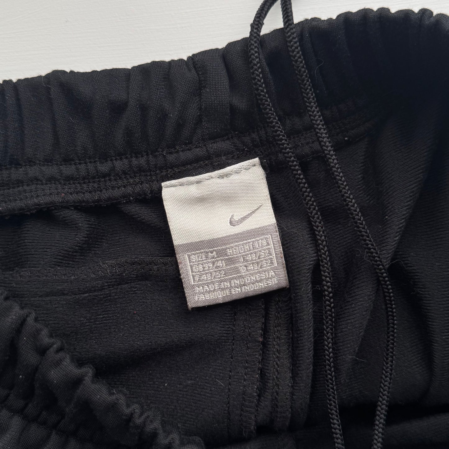 SELTENE Nike Trainingshose aus den 00ern, Schwarz – (L)