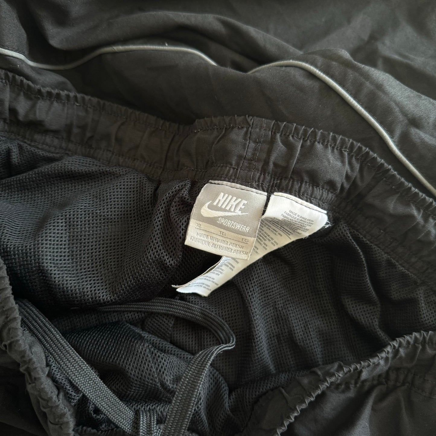 RARE 2000s Nike Trackpants Black - (L)