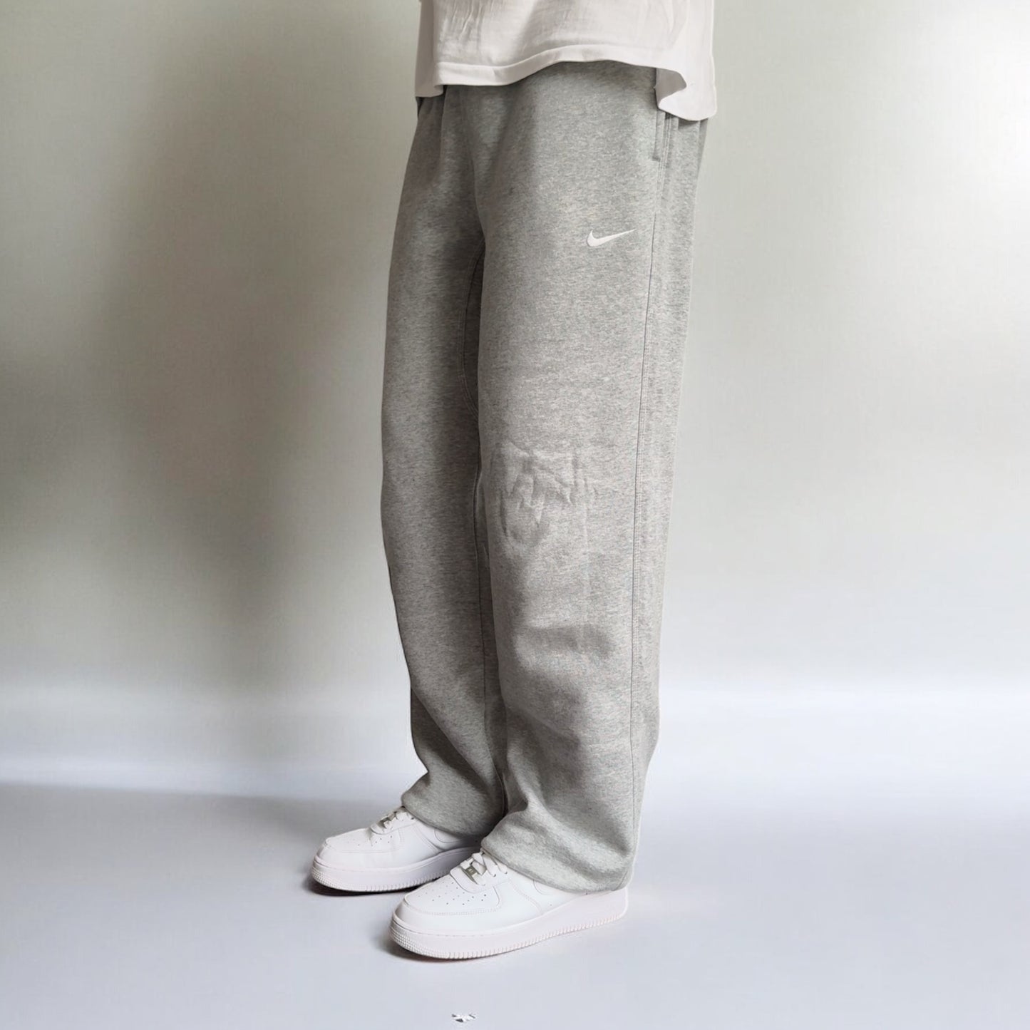 RARE 2015 Nike Joggers Grey BNWT - (L)