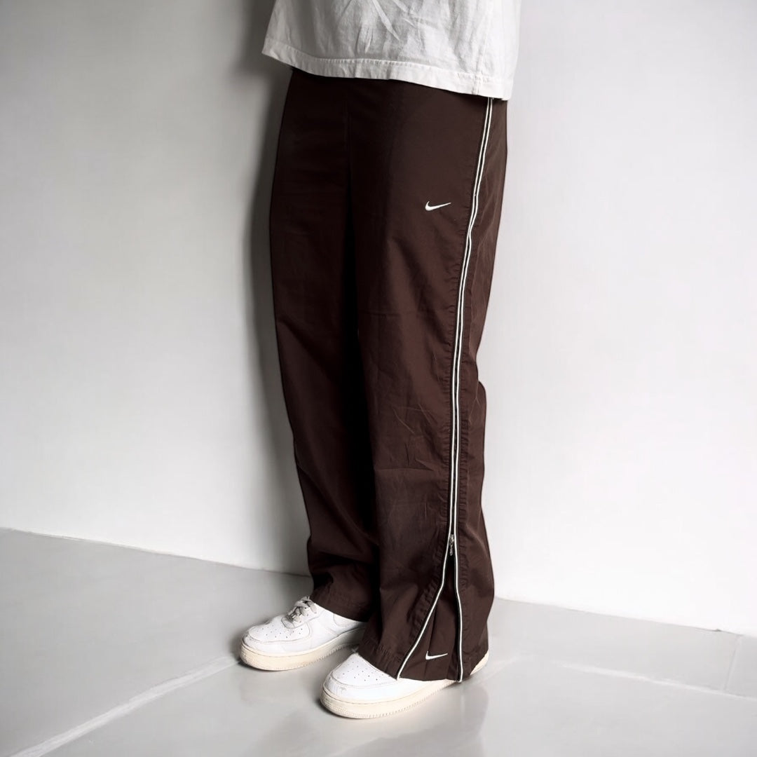 SUPER RARE 2000s Nike Trackpants Brown - (S)