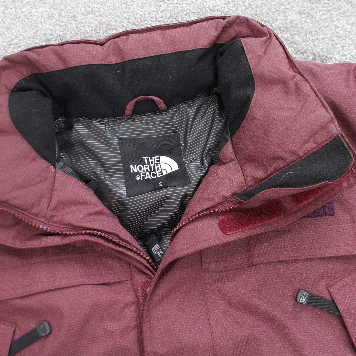 Vintage North Face Wattierte Jacke Burgunderrot - (S)