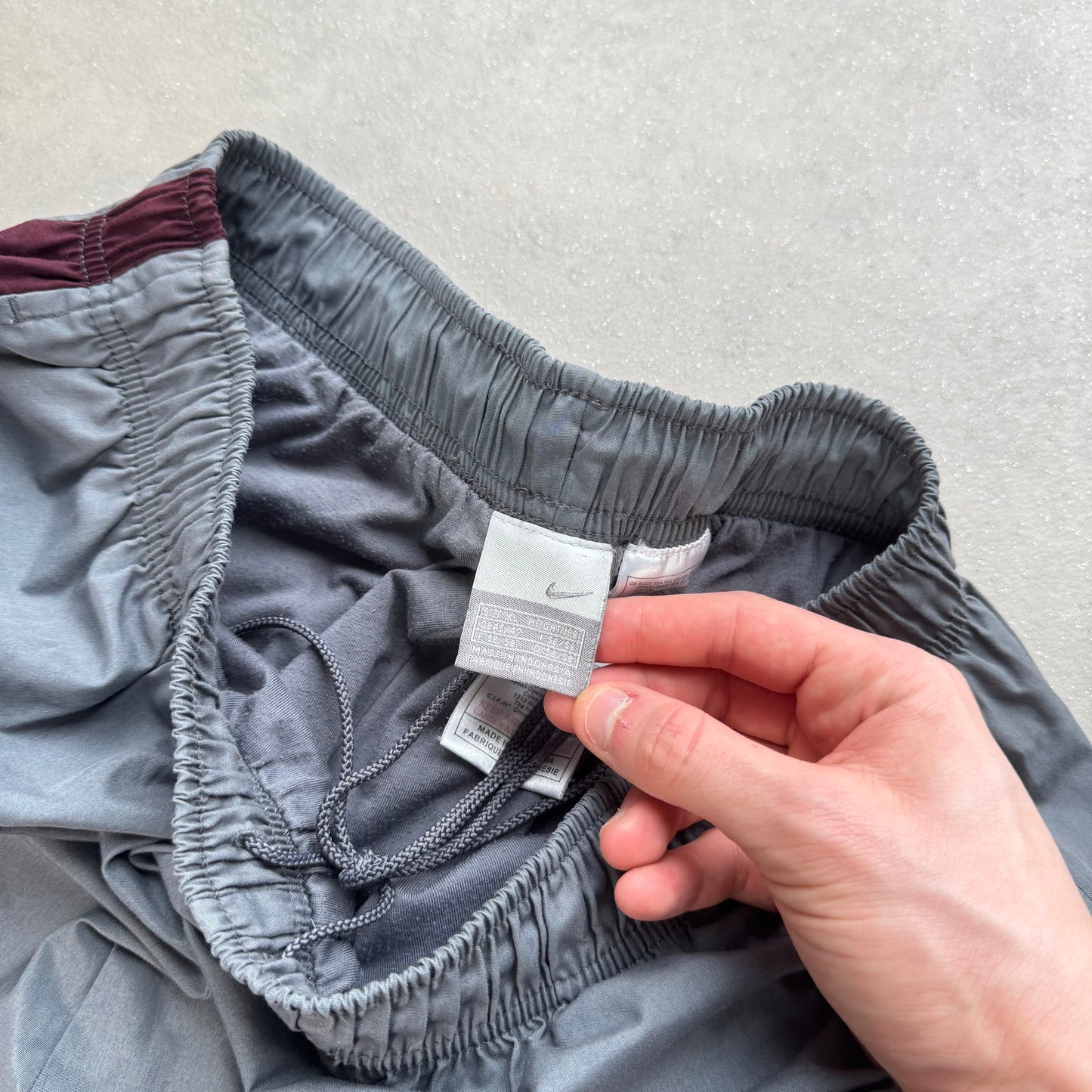 RARE 2000s Nike Trackpants Grey - (L)