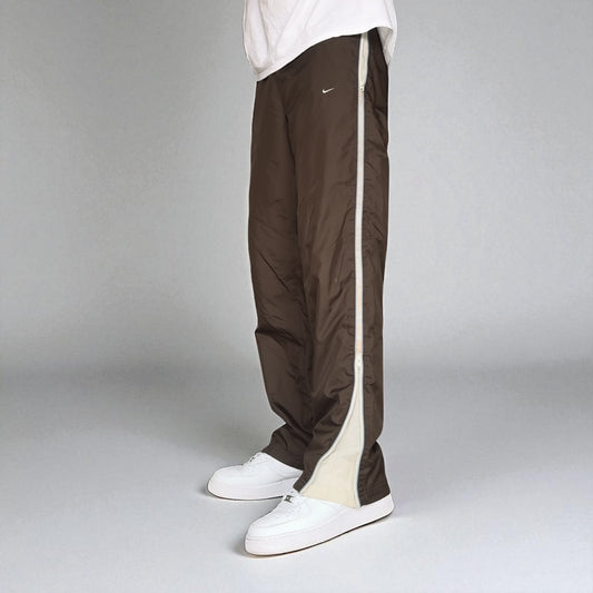 SUPER RARE 2000s Nike Trackpants Brown - (M)