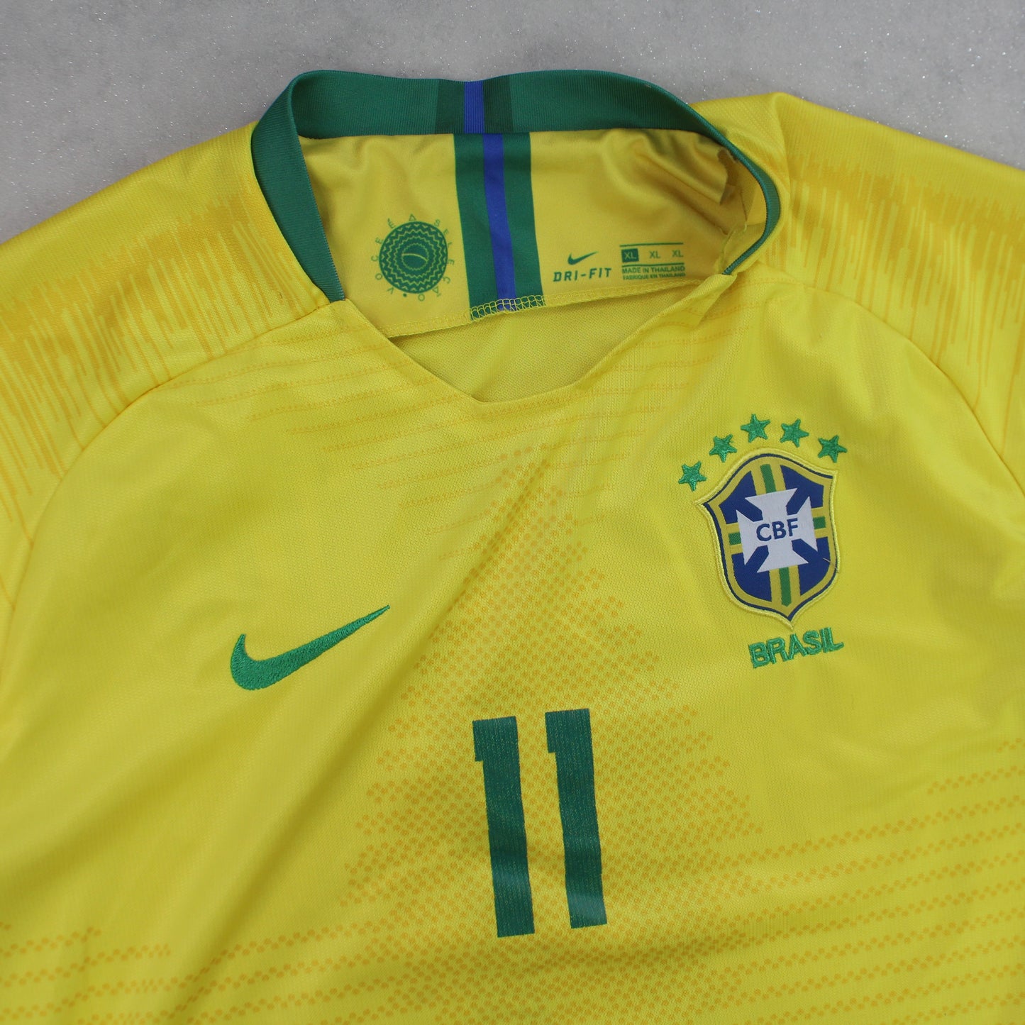 RARE 2018 Nike Brazil 'Coutinho' Top - (L)