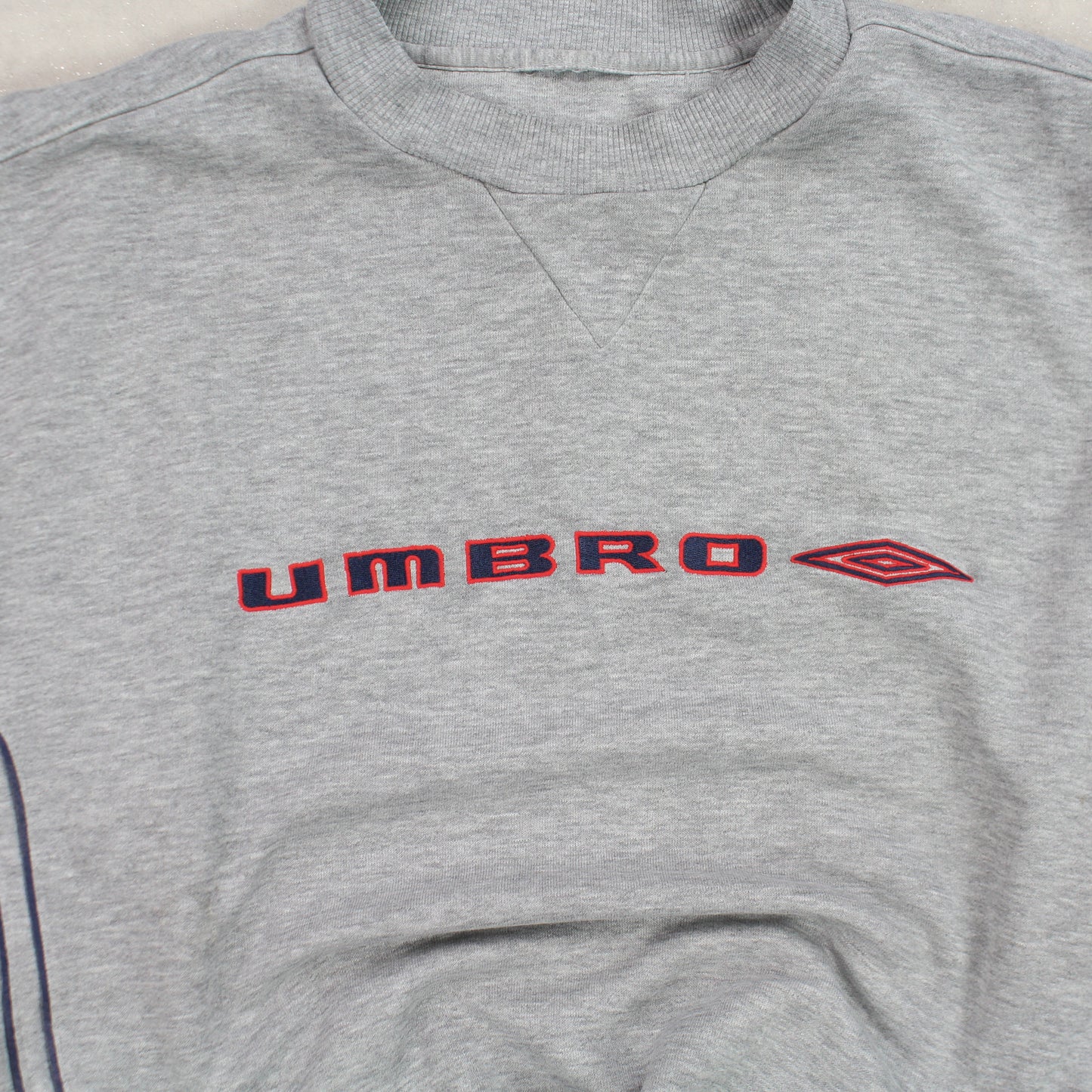 Vintage 00s Umbro Sweatshirt Grey - (S)