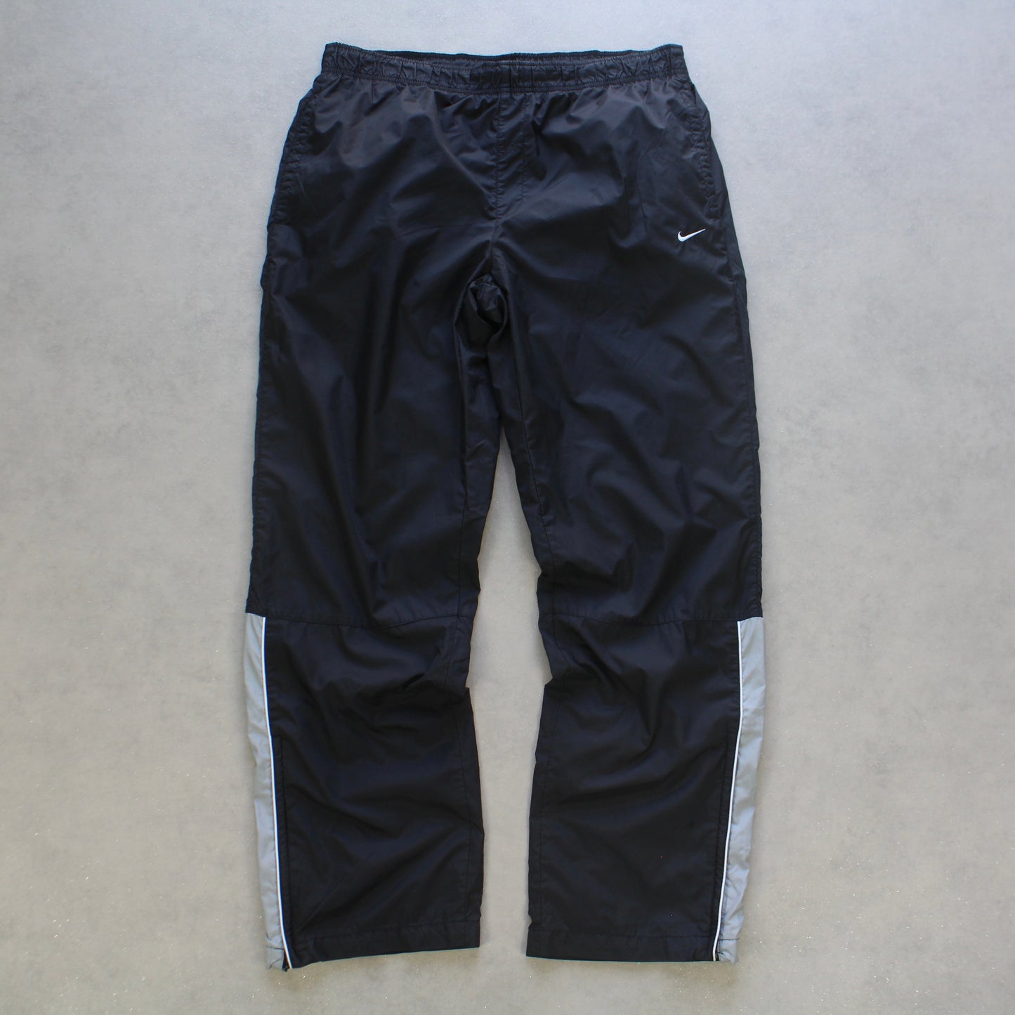 RARE 2000s Baggy Nike Trackpants Black - (L)