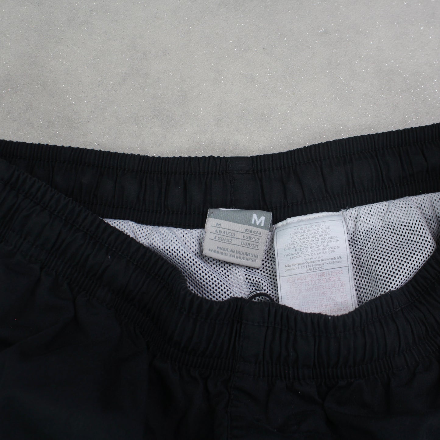 RARE 00s Nike Track 3/4 Shorts Black - (M)