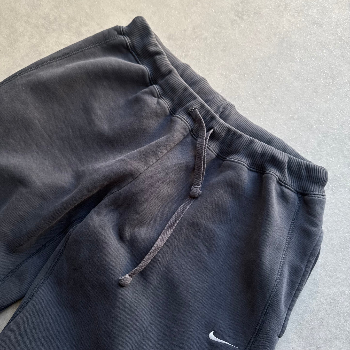 RARE 2000s Baggy Nike Joggers Grey - (M)