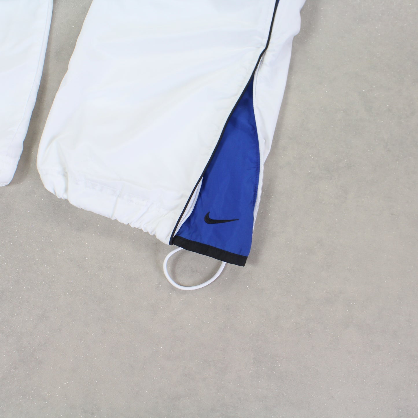 SUPER RARE 2000s Baggy Nike Trackpants White - (L)