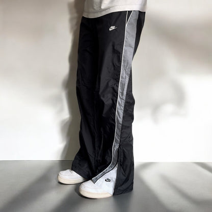 RARE 2000s Baggy Nike Trackpants Black - (L)