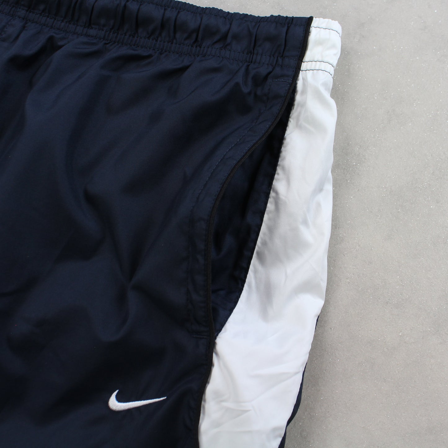 SELTENE Nike Trainingsshorts aus den 00ern, Marineblau – (M)