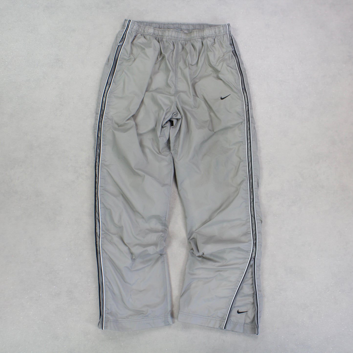 SUPER RARE 2000s Baggy Nike Trackpants Grey - (L)