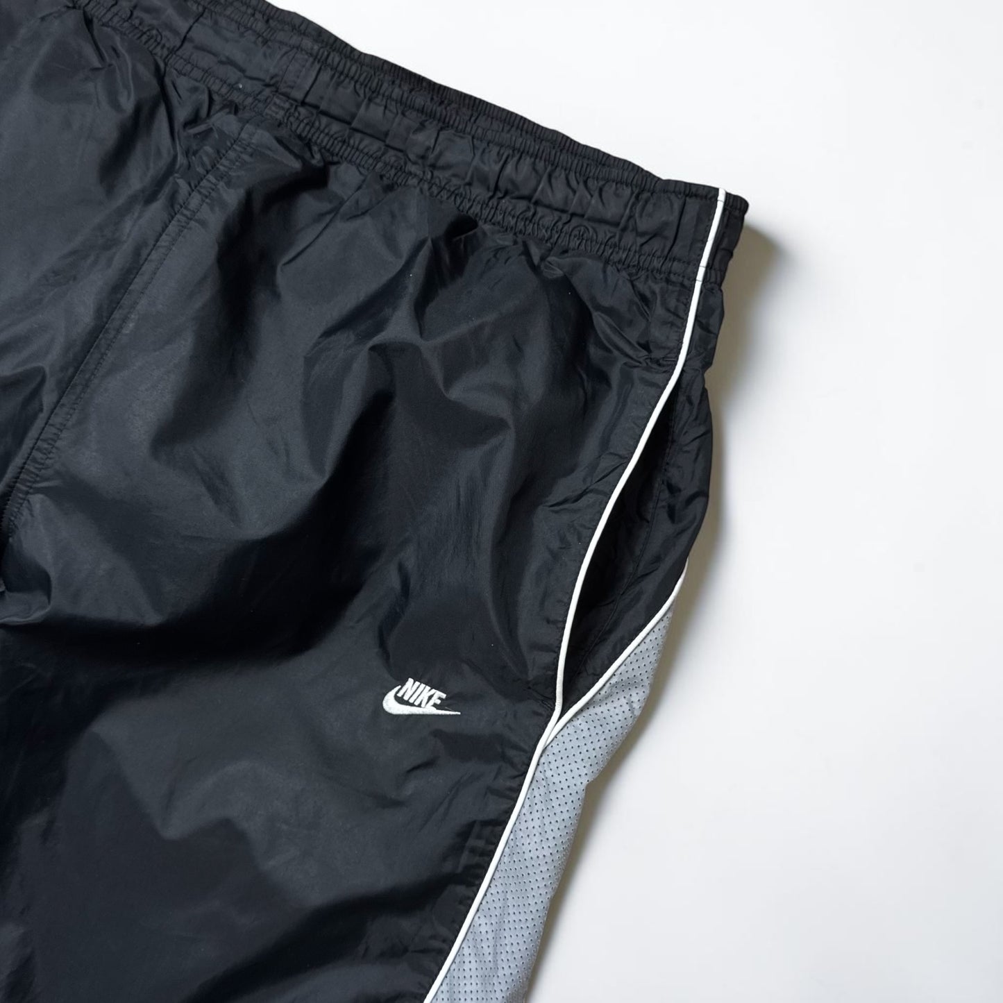 RARE 2000s Nike Baggy Trackpants Black - (L)