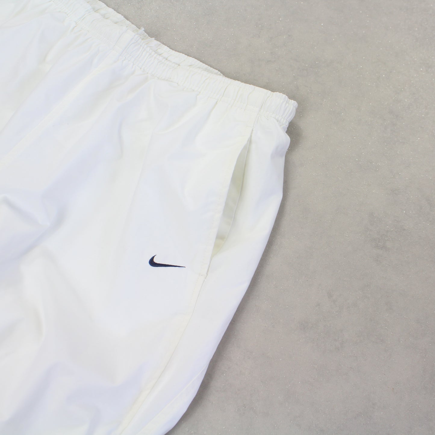 SUPER RARE 2000s Baggy Nike Trackpants White *PREMIUM* - (L)