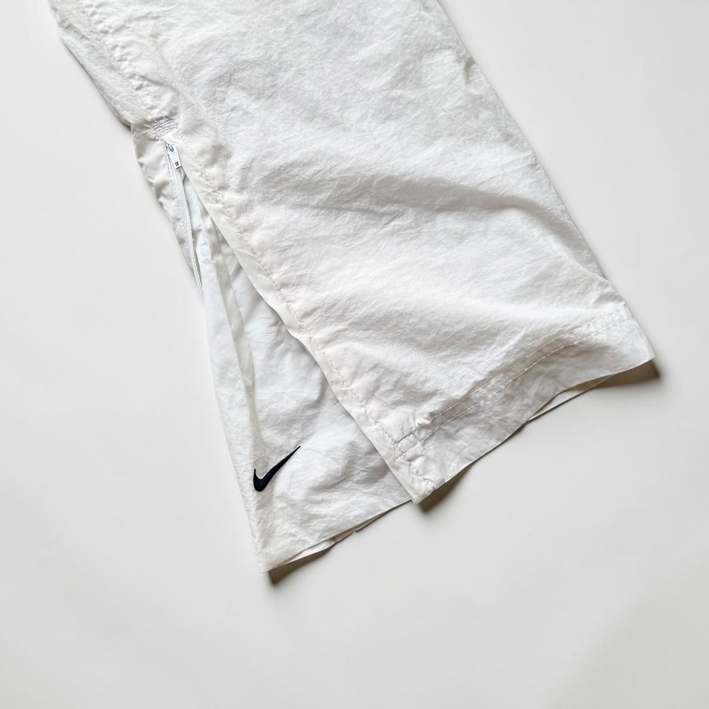 SUPER RARE 2000s Nike Trackpants White *PREMIUM* - (S)