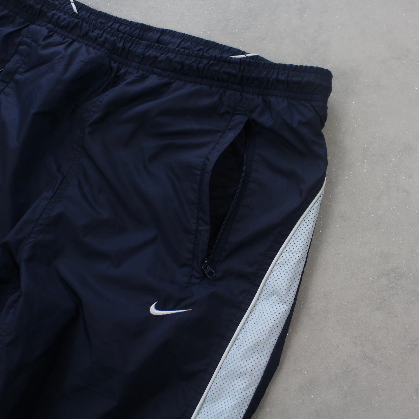 SUPER RARE 2000s Nike Trackpants Navy - (S)