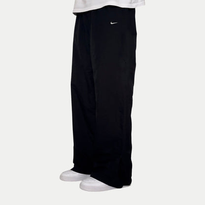 RARE 2000s Baggy Nike Trackpants Black - (S)