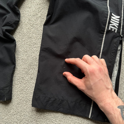 SUPER RARE 2000s Nike Trackpants Black - (L)