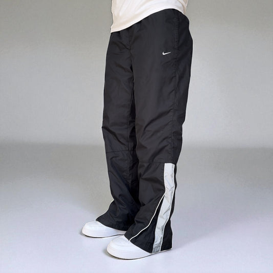 RARE 2000s Baggy Nike Trackpants Black - (L)