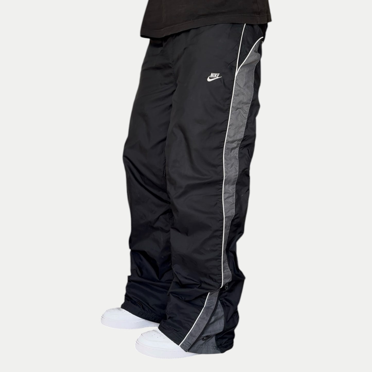 RARE 2000s Nike Baggy Trackpants Black - (L)