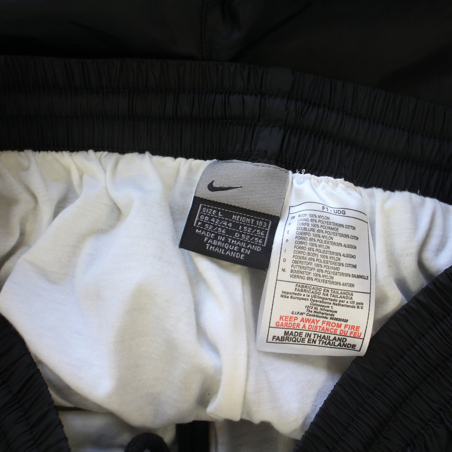 SUPER RARE 2000s Nike Trackpants Black - (M)