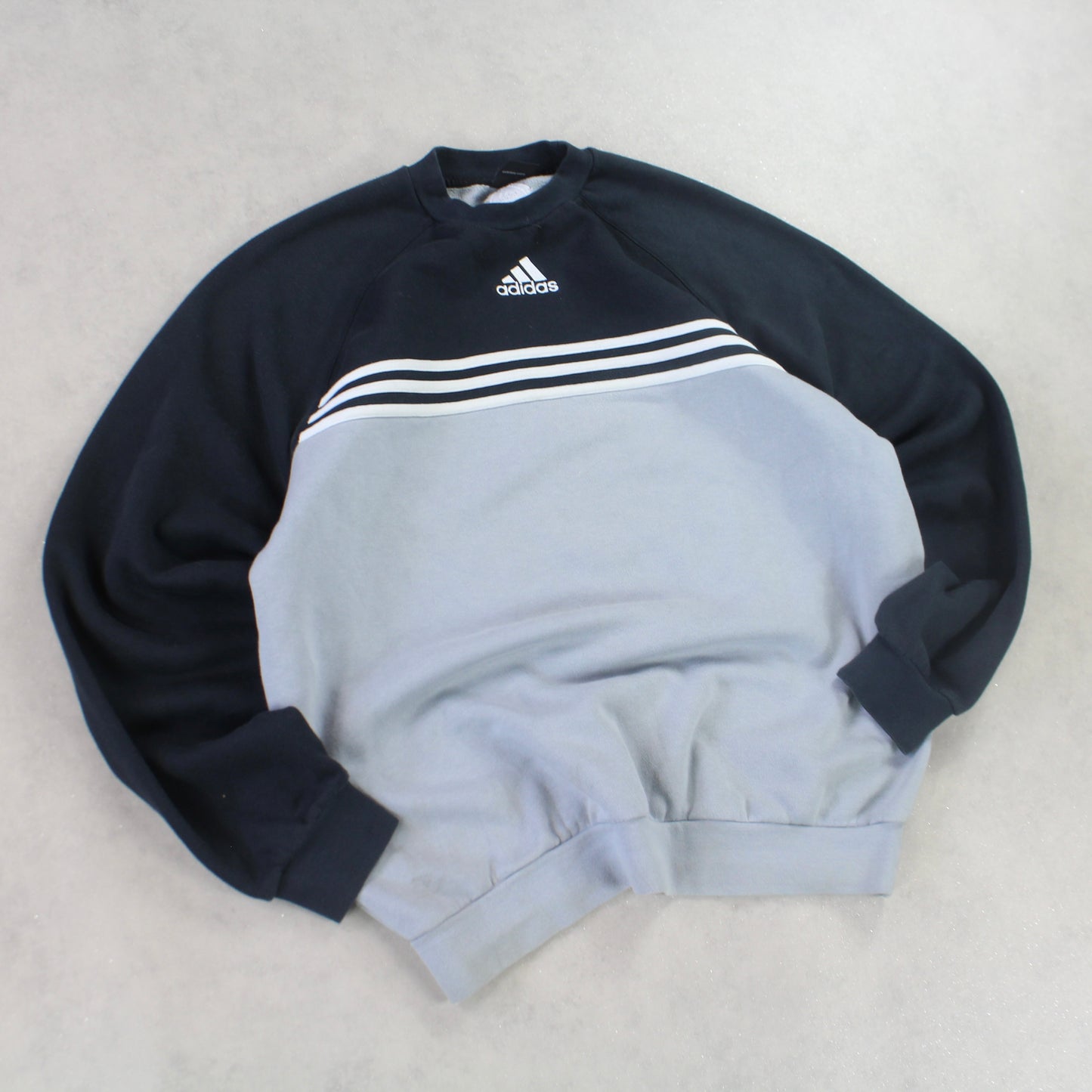 RARE 00s Adidas Sweatshirt - (XL)