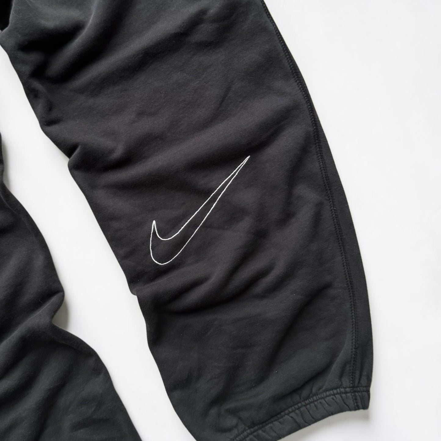 SUPER RARE 2000s Nike Joggers Black - (L)