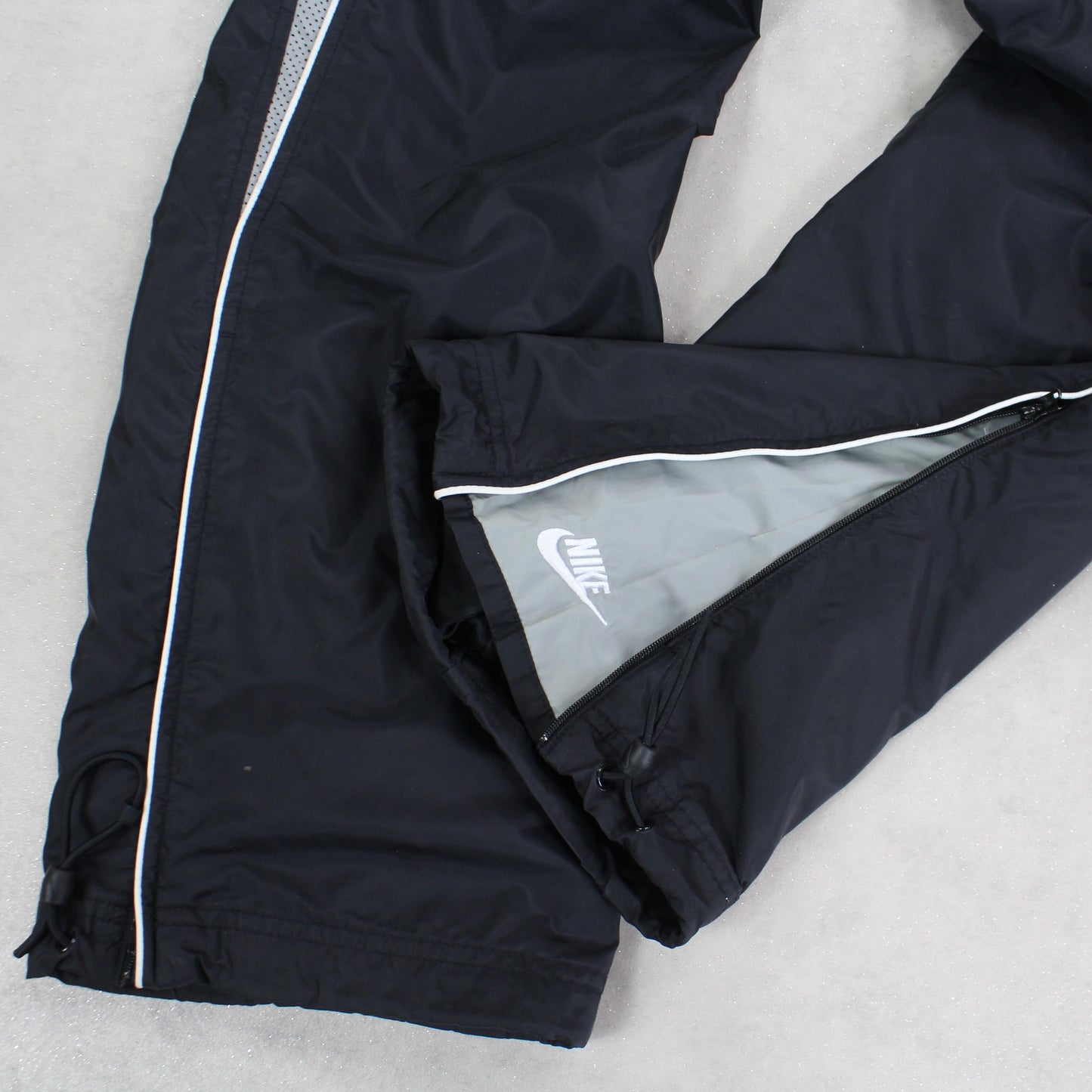 SUPER RARE 2000s Nike Trackpants Black *PREMIUM* - (M)