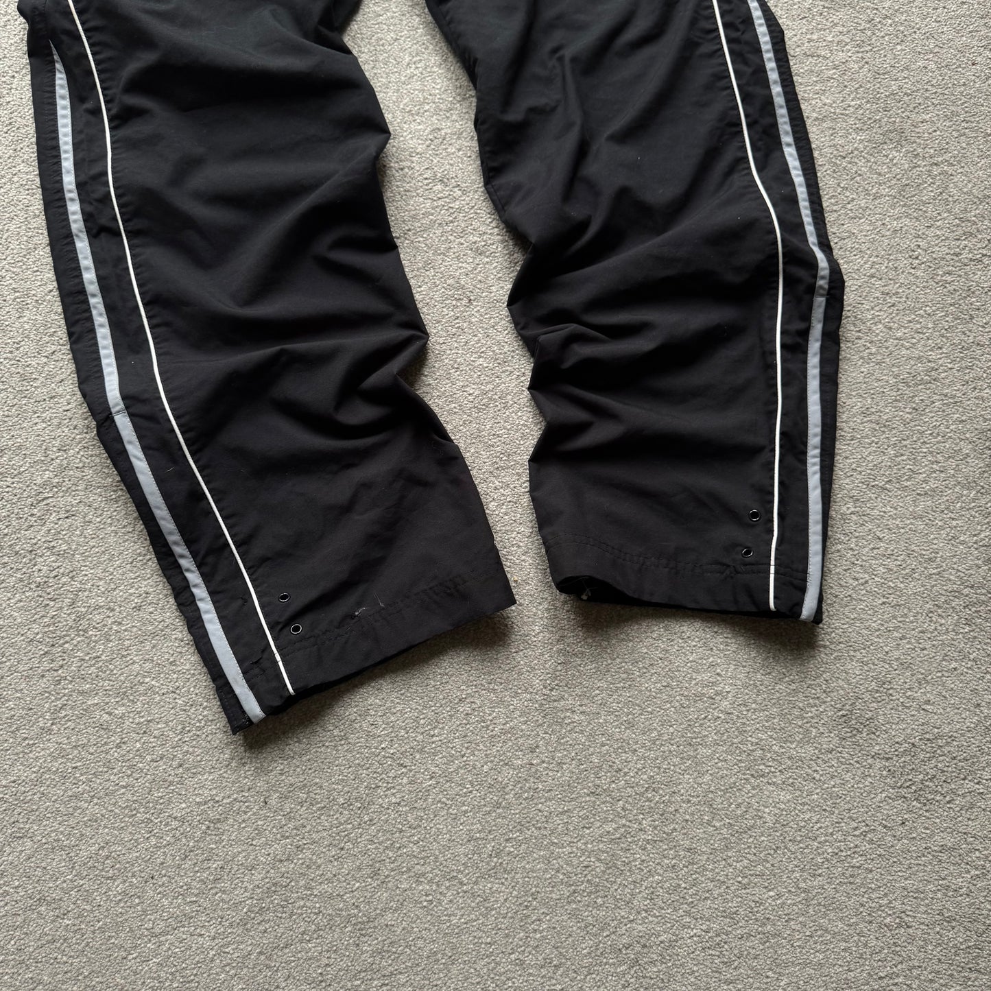 RARE 2000s Nike Trackpants Black - (M/L)