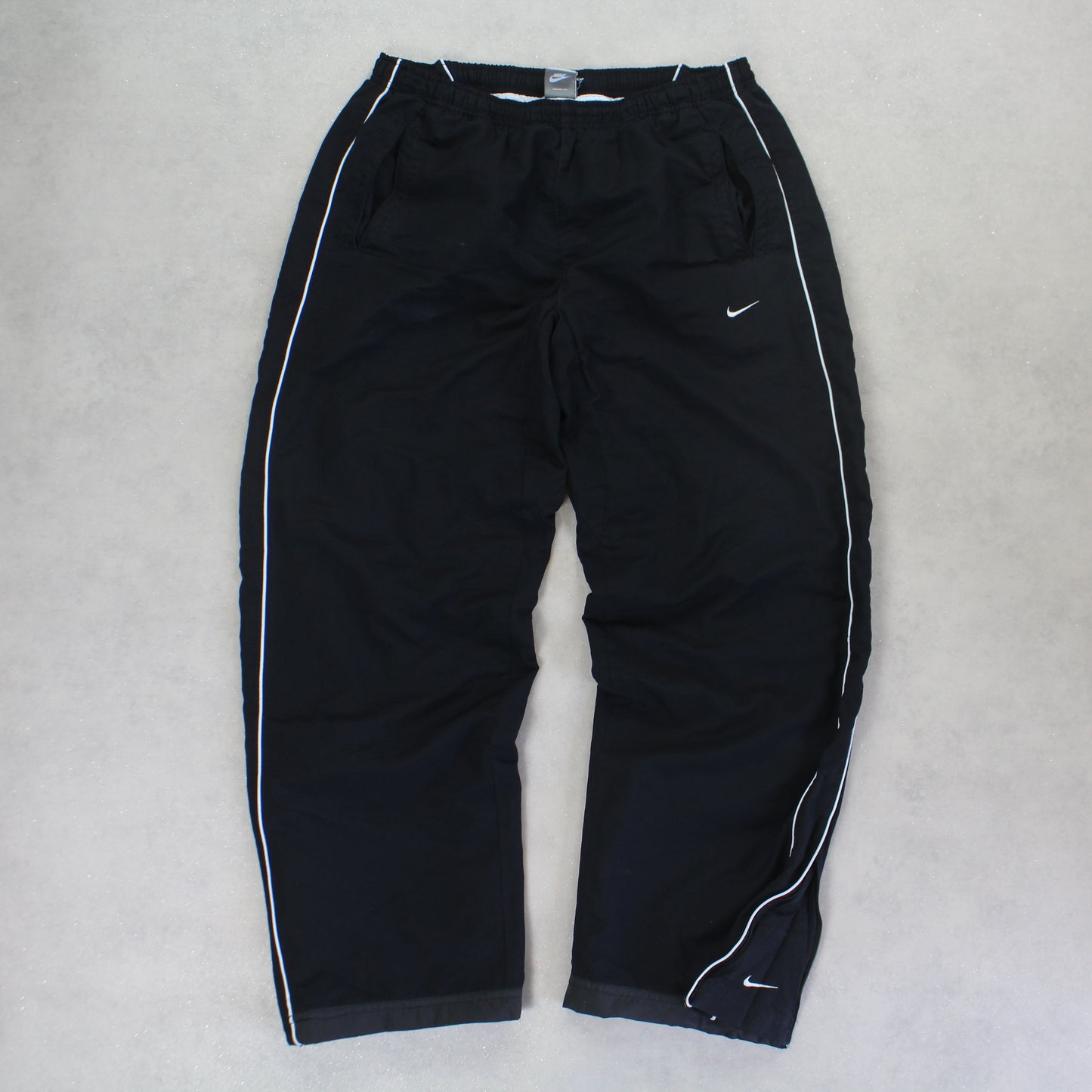 SUPER RARE 2000s Baggy Nike Trackpants Black - (L)