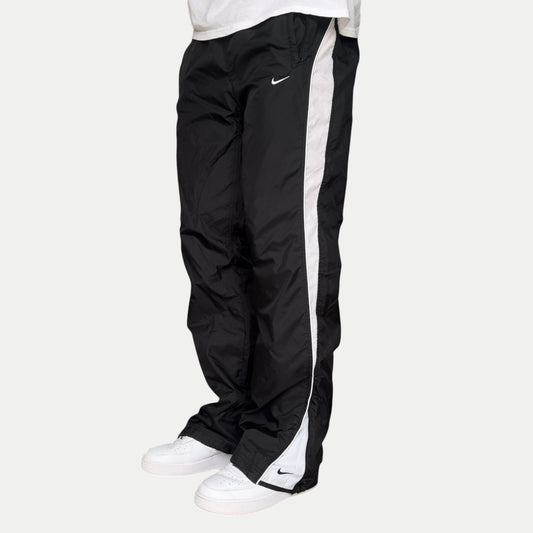 SUPER RARE 2000s Nike Trackpants Black - (L)