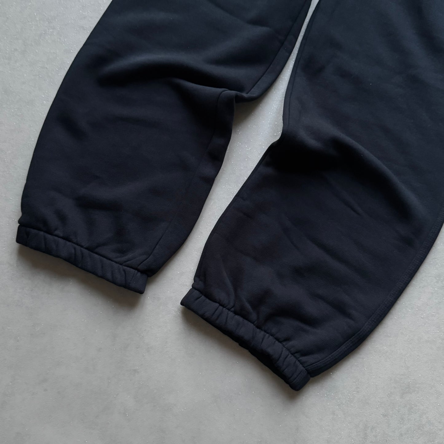 RARE Nike Joggers Black - (L)