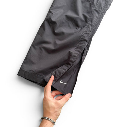 SUPER RARE 2000s Baggy Nike Trackpants Grey *PREMIUM* - (M)