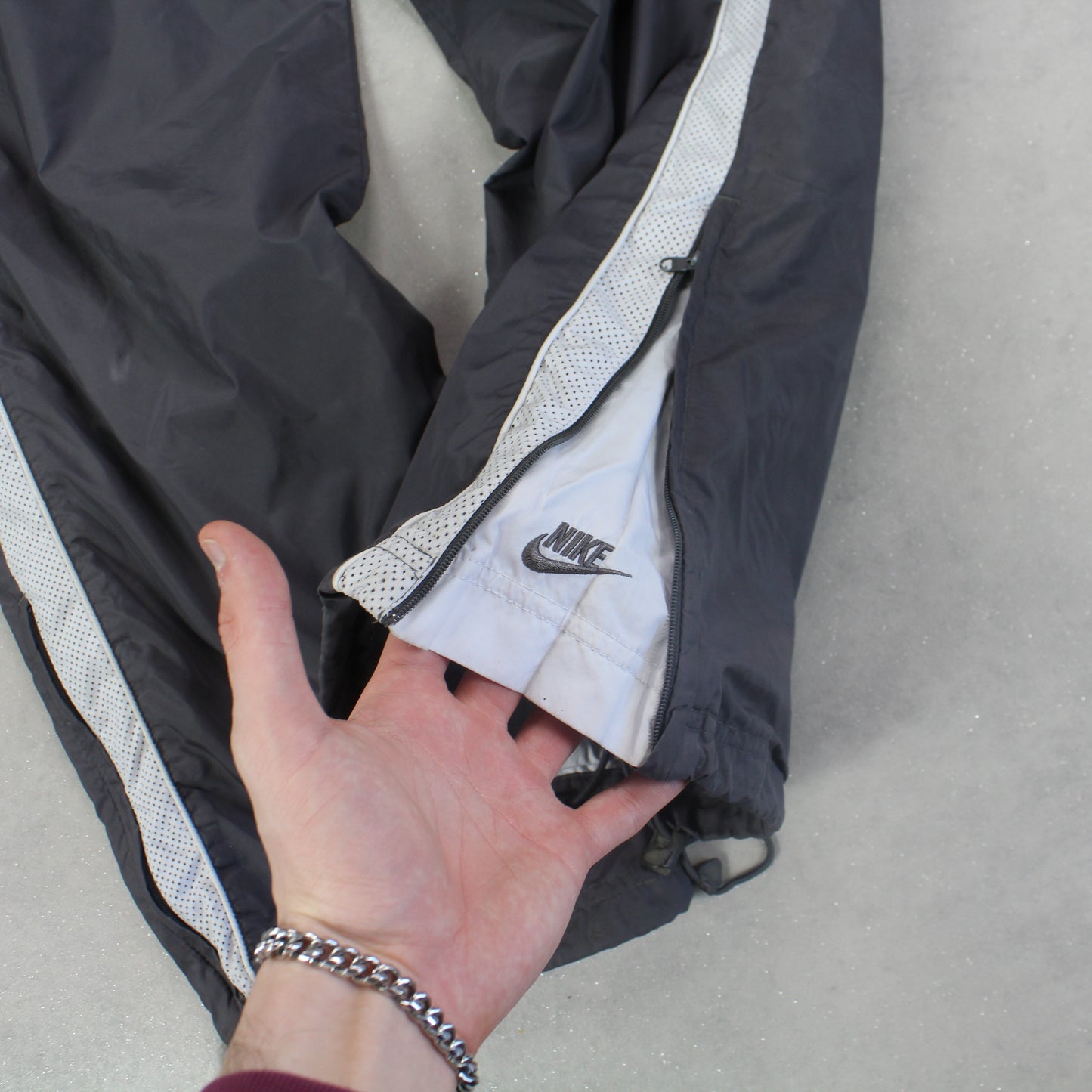 RARE 00s Baggy Nike Trackpants Grey - (L)