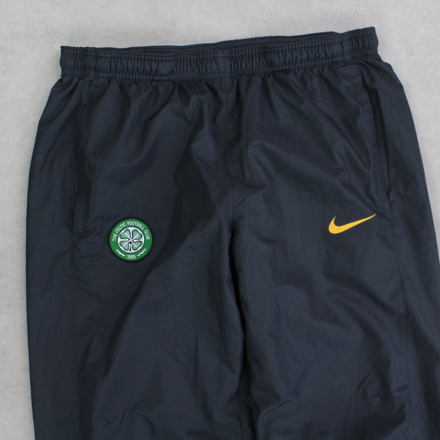 RARE Vintage 00s Nike Celtic FC Trackpants Grey - (L)