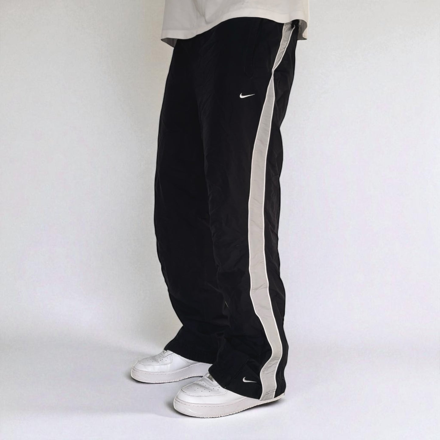 SUPER RARE 00s Nike Trackpants Black - (M)