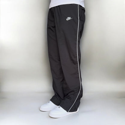 RARE 2000s Baggy Nike Trackpants Black - (L)