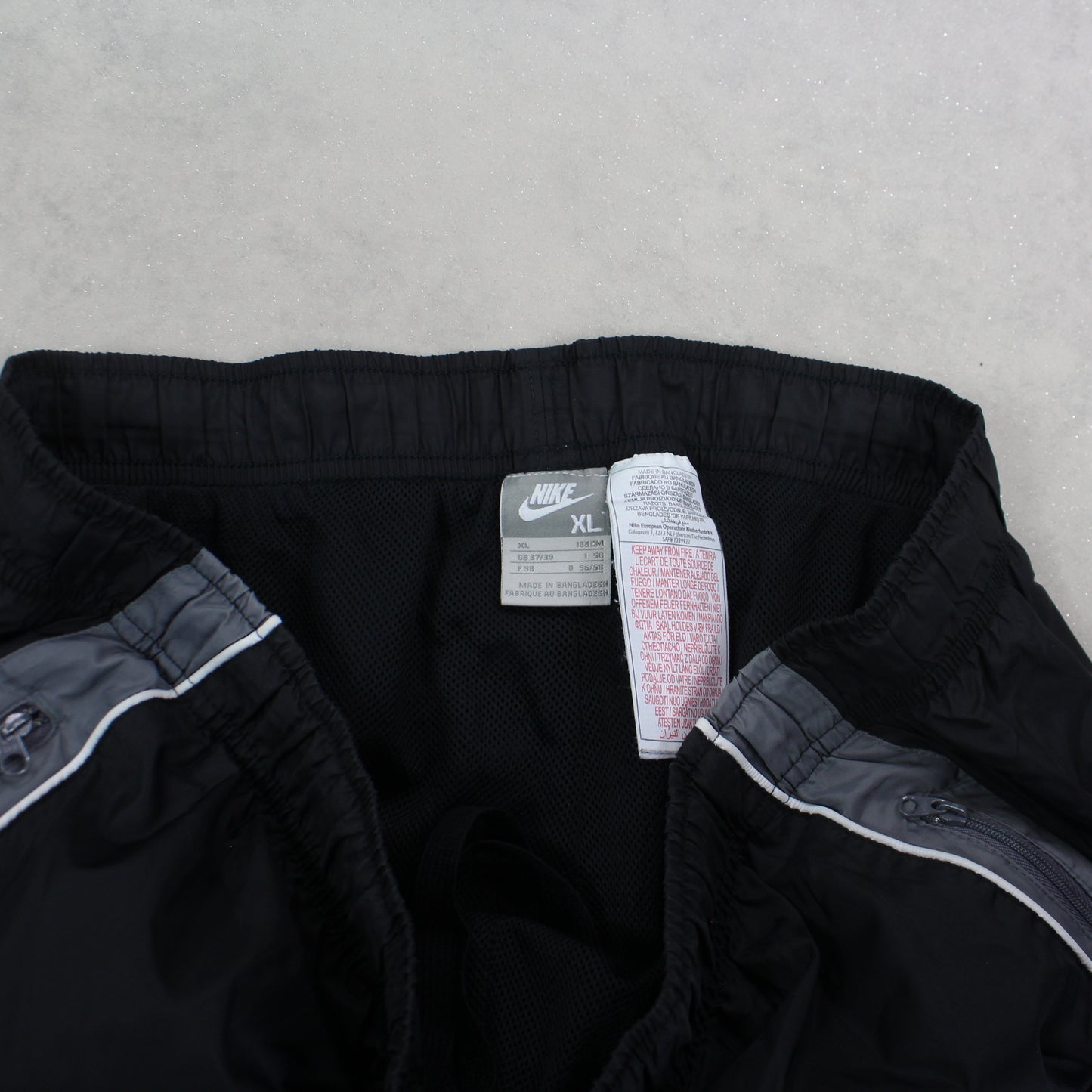 RARE 00s Nike Baggy Trackpants Black - (L)