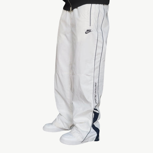 SUPER RARE 2000s Baggy Nike Trackpants White - (M)