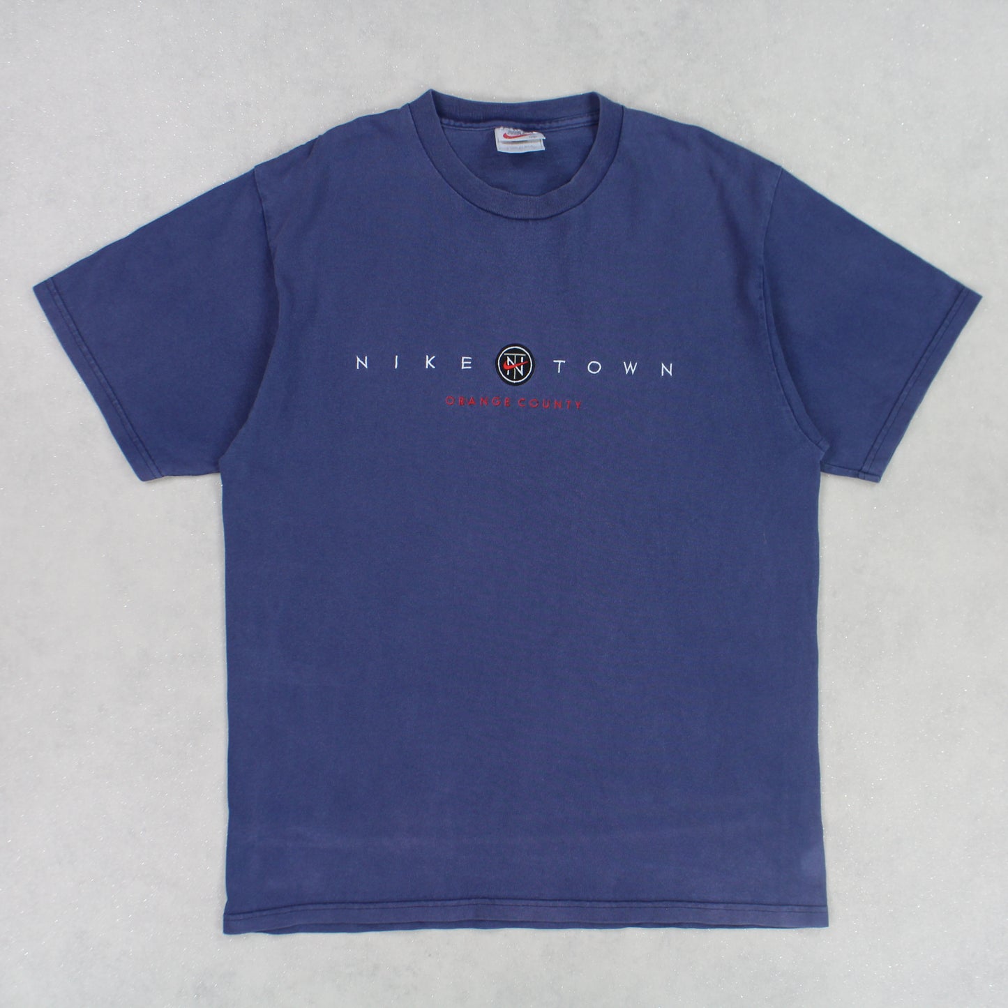 RARE Vintage 1990s Nike Town T-Shirt Navy - (M)