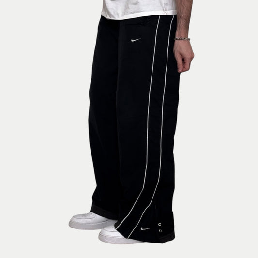 SUPER RARE 2000s Baggy Nike Trackpants Black - (M)
