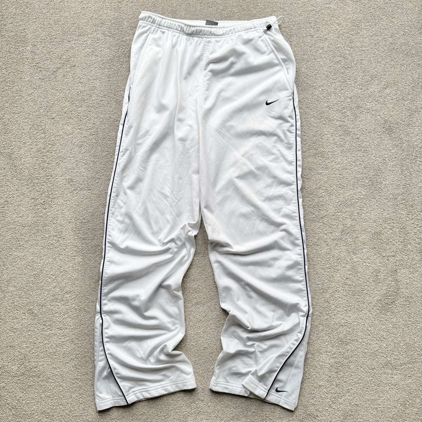 SUPER RARE 2000s Nike Trackpants White *PREMIUM* - (M)