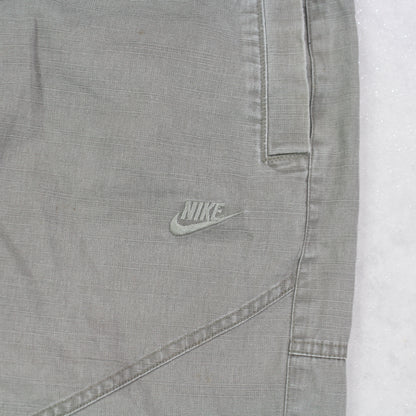 RARE Vintage 00s Nike Cargo Shorts Grey - (XL)