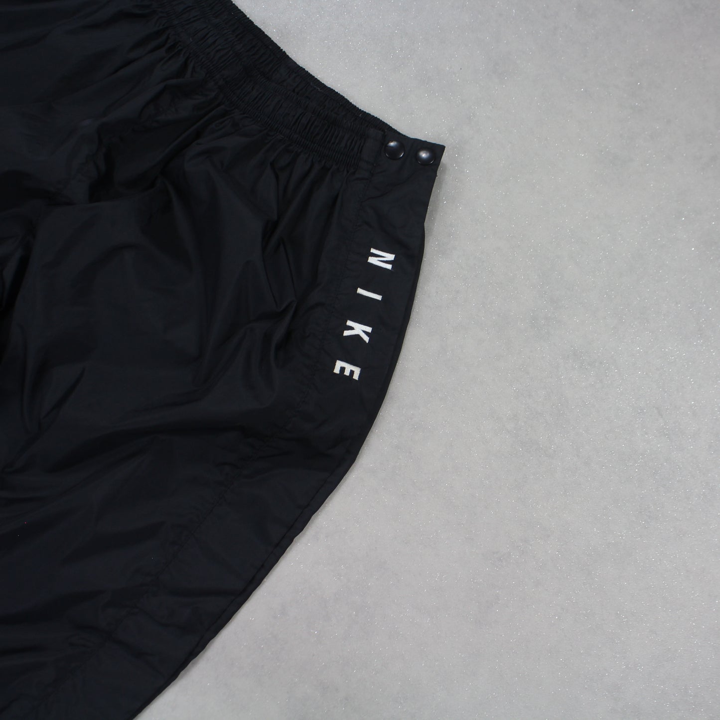 RARE 1990s Nike Trackpants Black - (M)
