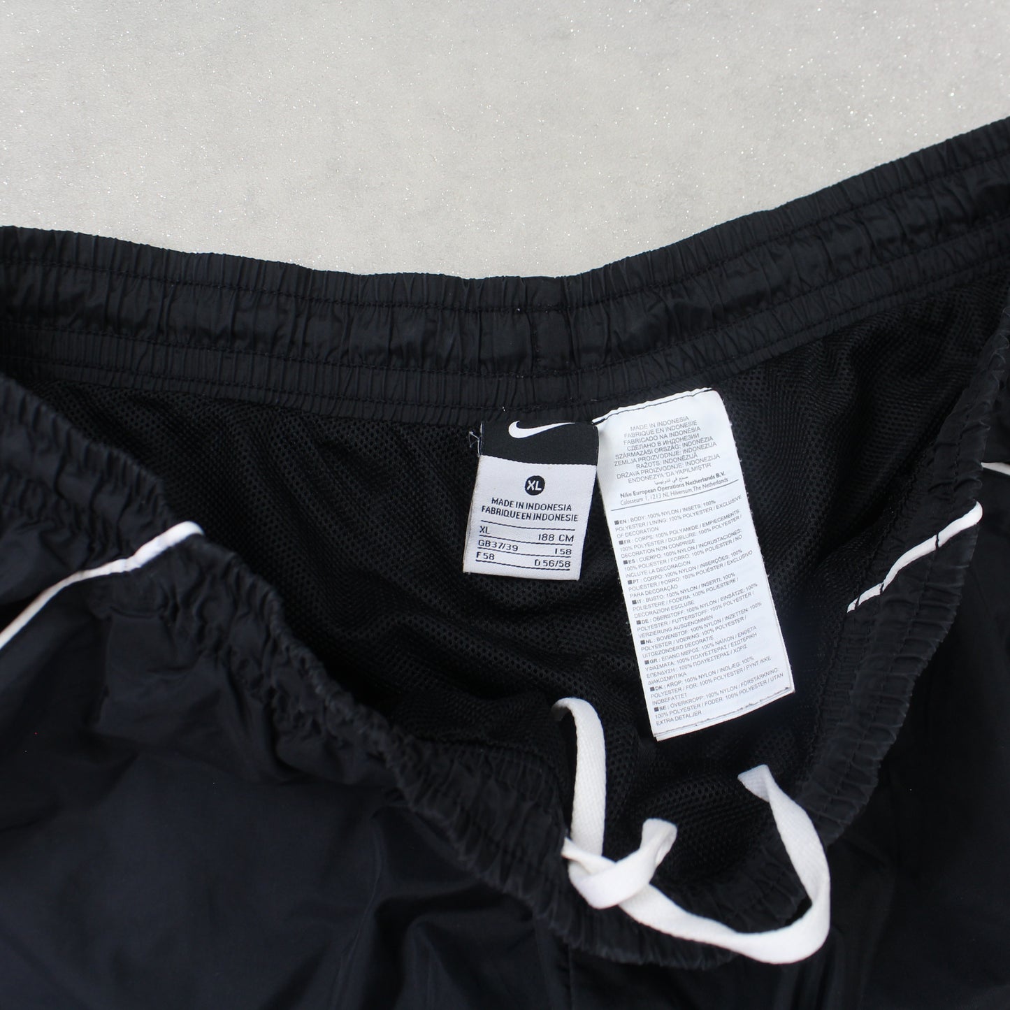 RARE 00s Nike Trackpants Black - (L)