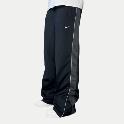 RARE 2000s Baggy Nike Trackpants Black - (L)